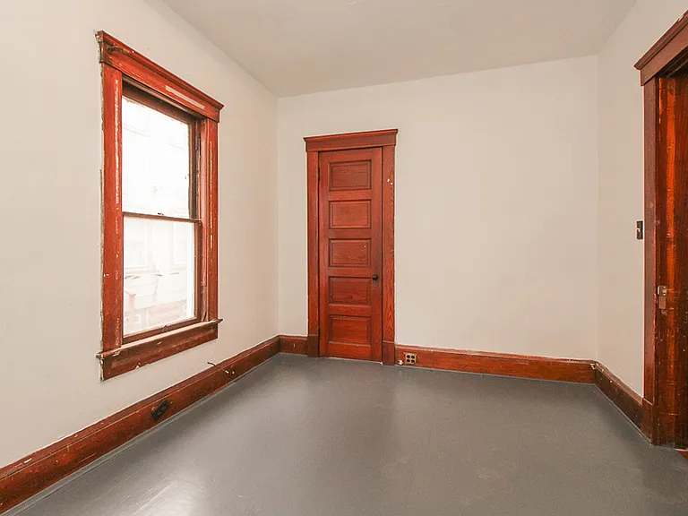 1910 Corning Ave #1 — Photo 16