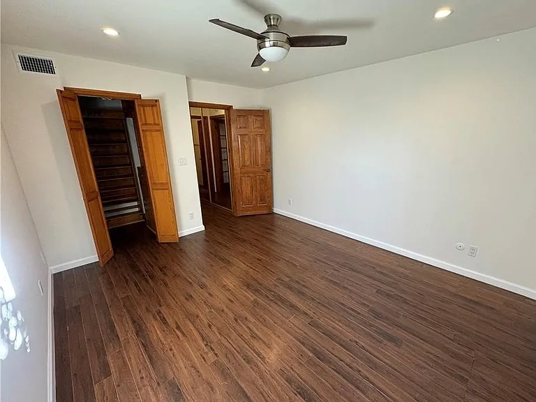 365 Burchett St #110 — Photo 8
