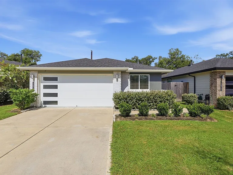 12914 Wempe Way — Photo 1
