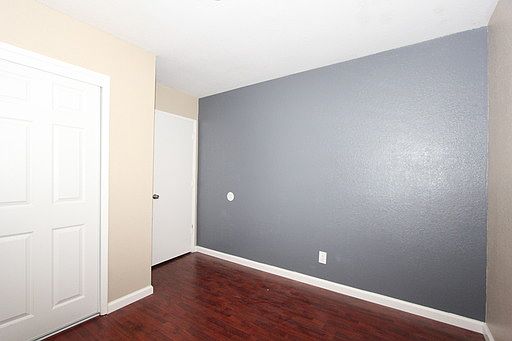 5th image of 444 W Jefferson St