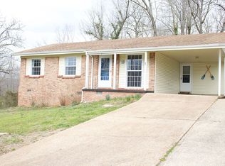 1 Sequoyah Ridge Rd, Cherokee Village, AR 72529