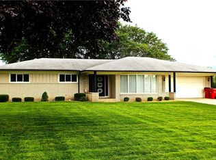 50675 Romeo Plank Rd, Macomb, MI 48044