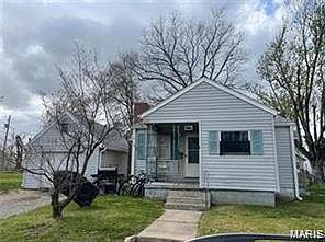 2nd image of 539 Asher St