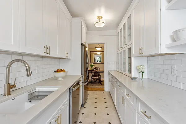 Sold by Compass | media 23