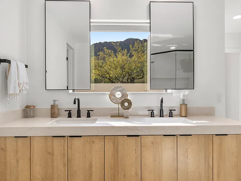 5910 E McDonald Dr — Photo 15