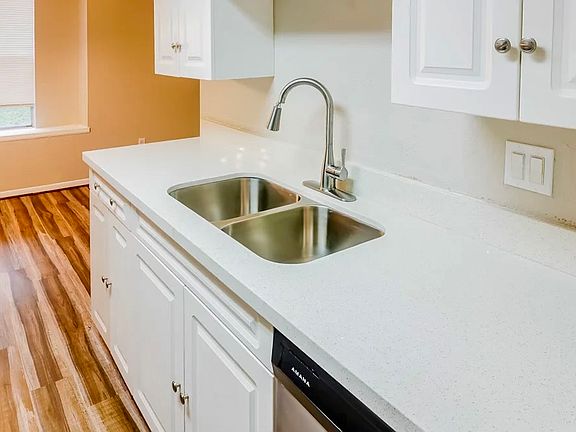 5th image of 22838 Capitol Landing Ln
