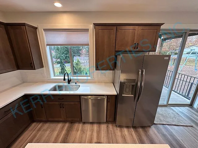 39775 Pleasant St — Photo 7
