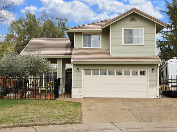 2nd image of 355 Cottonwood Ct
