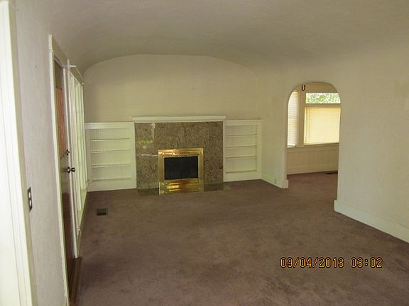Semple, Elmwood 2082_09062013