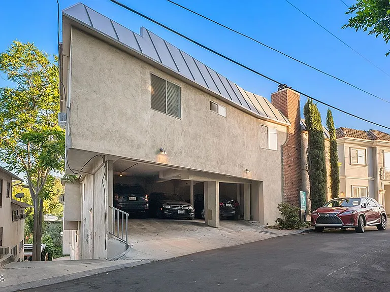 11993 Laurelwood Dr — Photo 1