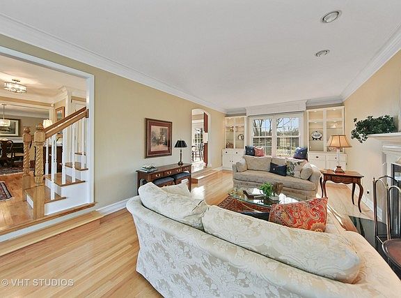5th image of 6229 Sleepy Hollow Ln