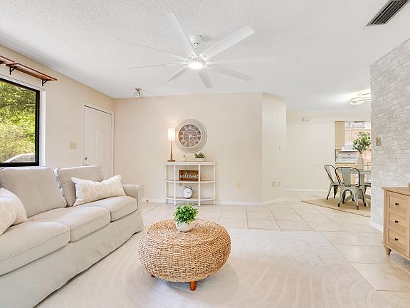4th image of 6111 Gallop Ct