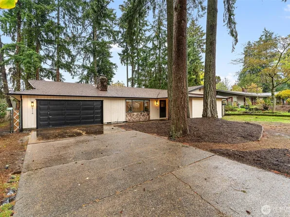 6714 Husky Way SE, Lacey, WA 98503