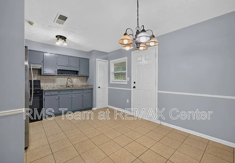 4905 Annistown Rd — Photo 10