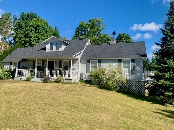 7923 Ferry Rd, East Jordan, MI 49727