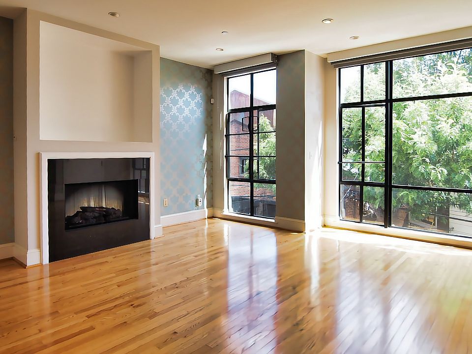 1st image of 72 Langton St #2