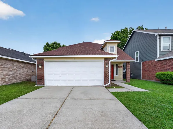 11811 Fossil Rock Ln, Houston, TX 77034