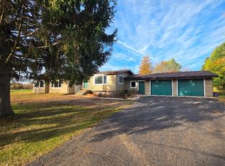 1461 9th Ave, Cumberland, WI 54829