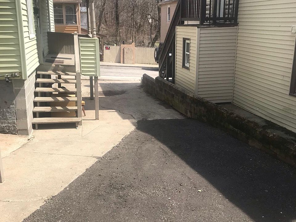 58 Lake St Norwich CT Zillow