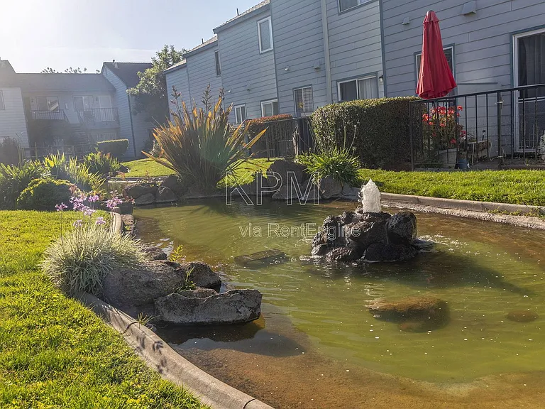 445 Almond Dr #80 — Photo 19