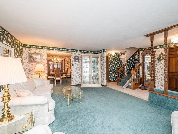 5th image of 3349 McRoberts Rd