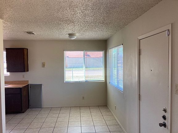 5th image of 2101 U S Grant Dr