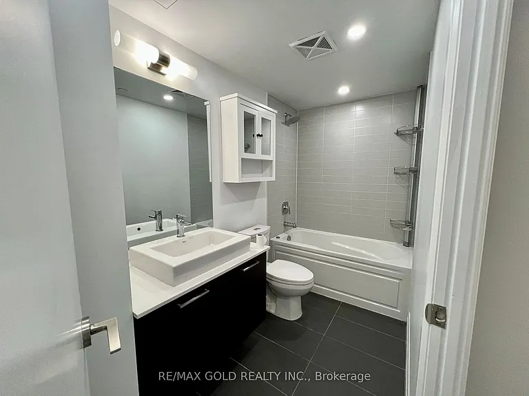 4800 Highway 7 #815 — Photo 11