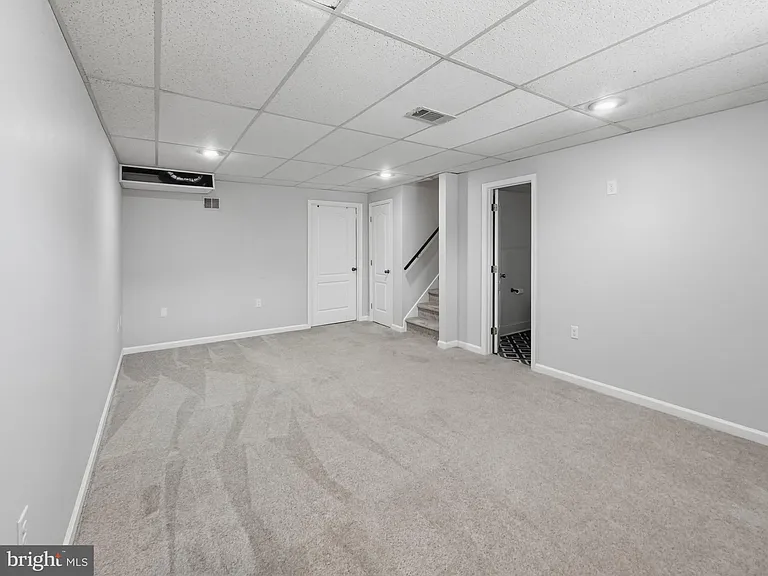 1107 Oak View Dr — Photo 30
