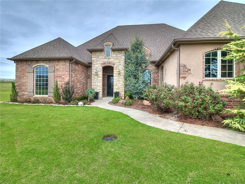 1st image of 11701 Marbella Dr