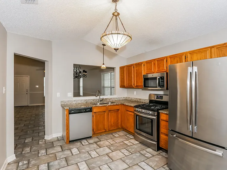 4326 Walsh Ln — Photo 7
