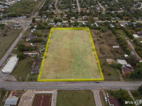 1909 Old Windthorst Rd, Wichita Falls, TX 76301