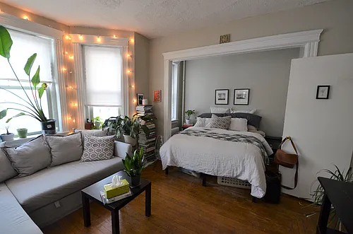 24 Peterborough St #1 Photo 1
