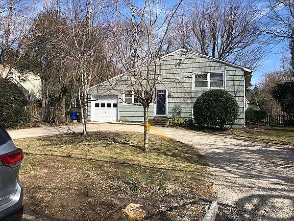 2nd image of 95 Glenlawn Ave