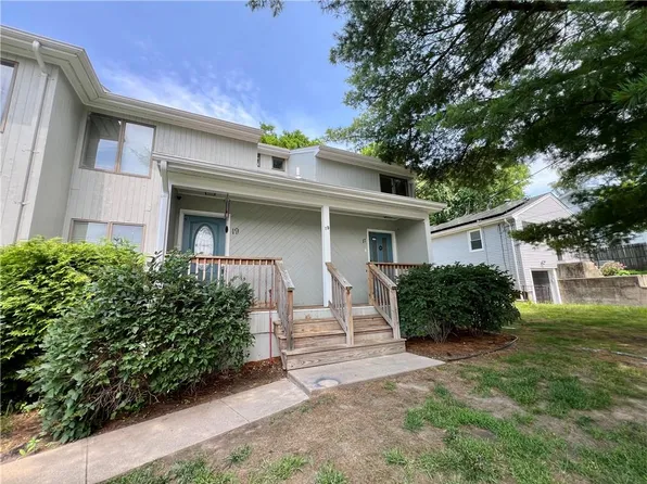 17 Hagan St, Providence, RI 02904