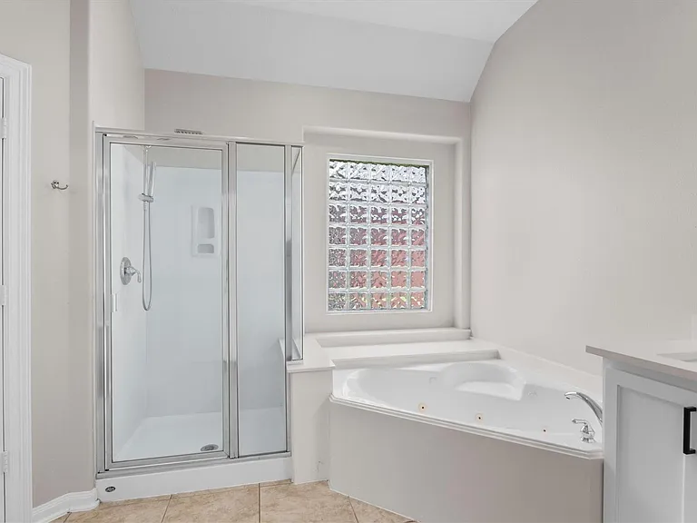 25609 Peppermill Creek Dr — Photo 31