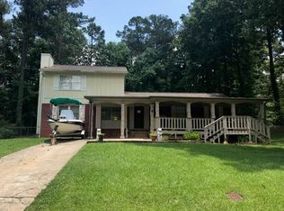 2907 Roxboro Dr SW, Marietta, GA 30008