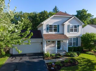 7041 Nathan Ln, Carpentersville, IL 60110