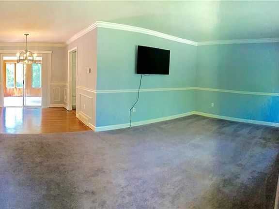 2nd image of 1024 Martindale Dr
