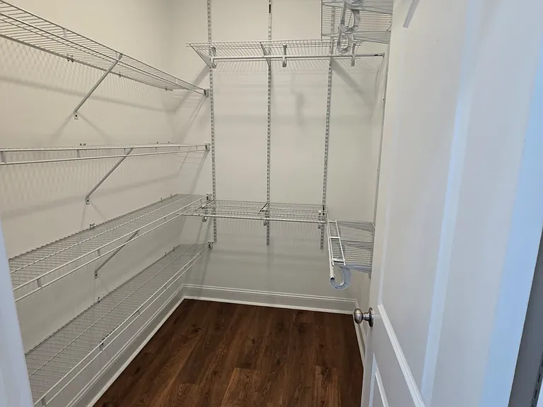 109 Lynn Ave — Photo 7