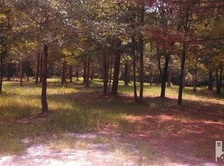 107 Camellia Ct, Wallace, NC 28466