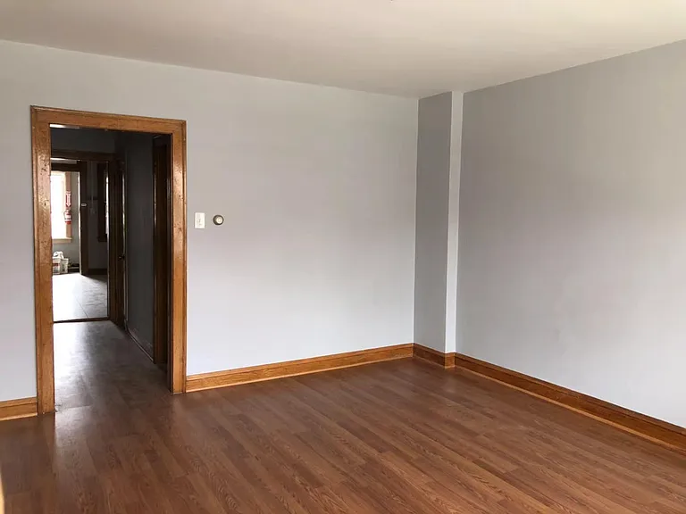 4315 S Sawyer Ave #1 — Photo 4