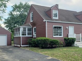 47 Felicia St, Springfield, MA 01104