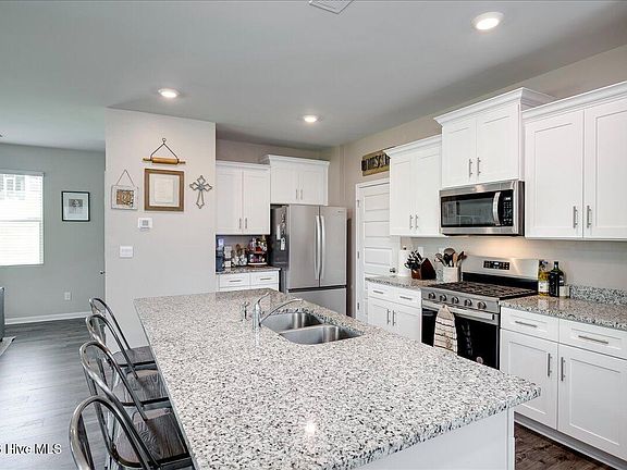 5th image of 309 Streamsong Road