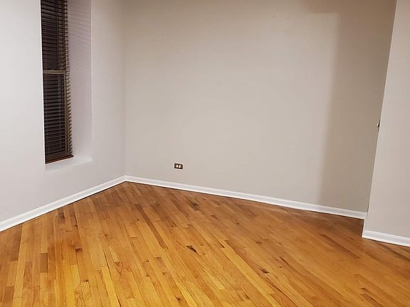 5th image of 1520 S Wabash Ave Ste 2