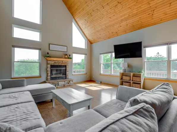 4740 County Road A, Oregon, WI 53575