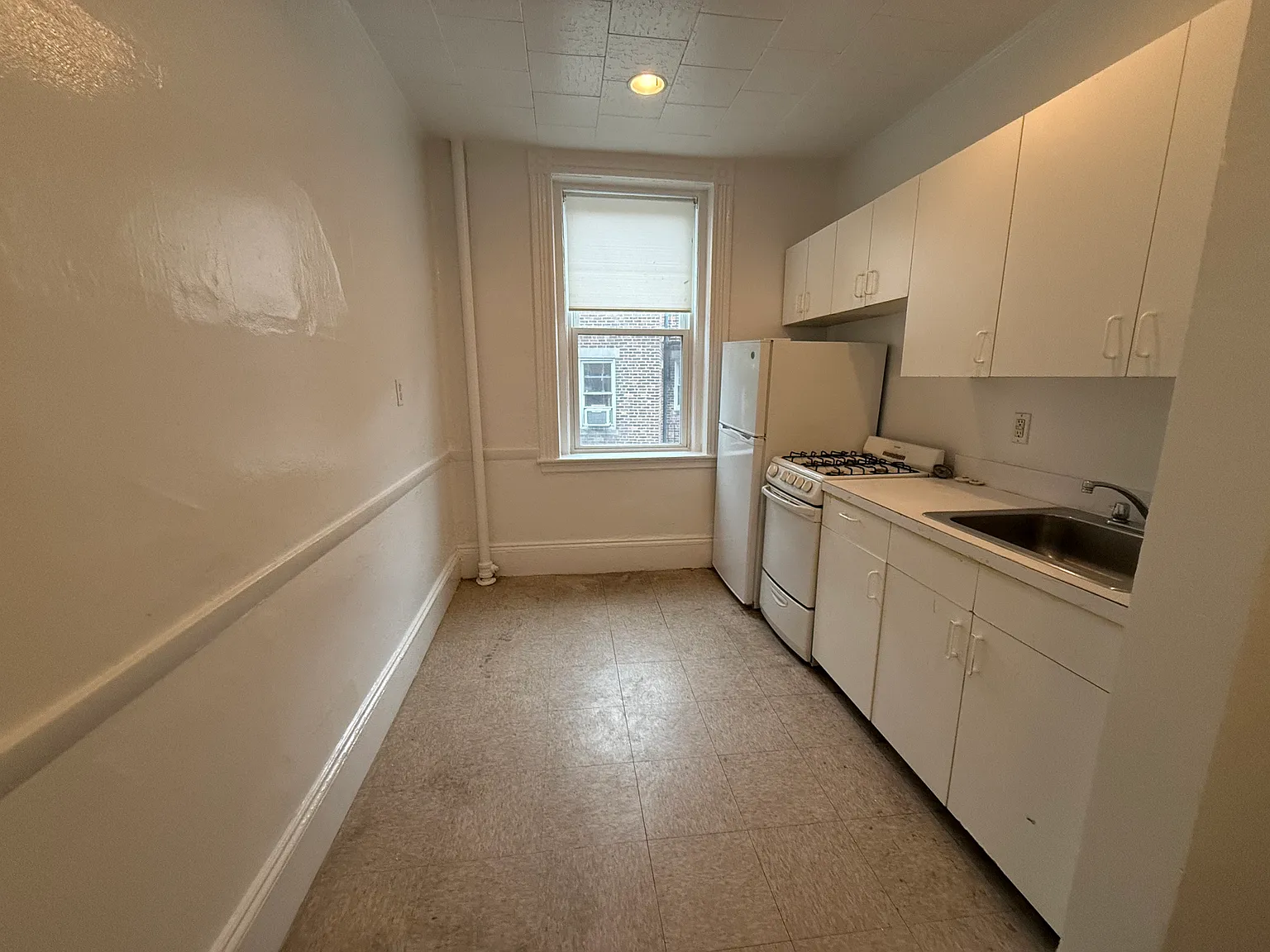 1 bed, 705 sqft, $2,100 — Photo 4