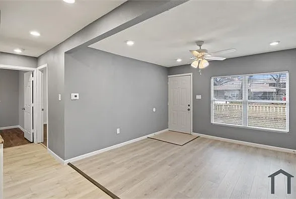 903 Hester St — Photo 17