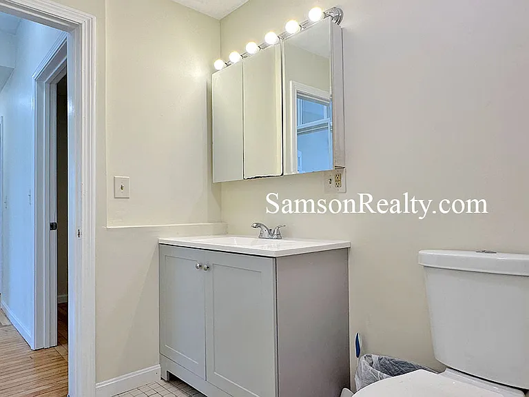 204 Angell St #1 — Photo 12
