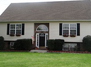 Mine Lick Creek Rd, Cookeville, TN 38501