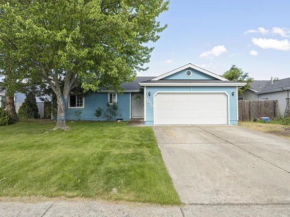 8028 Thunderhead Ave, White City, OR 97503